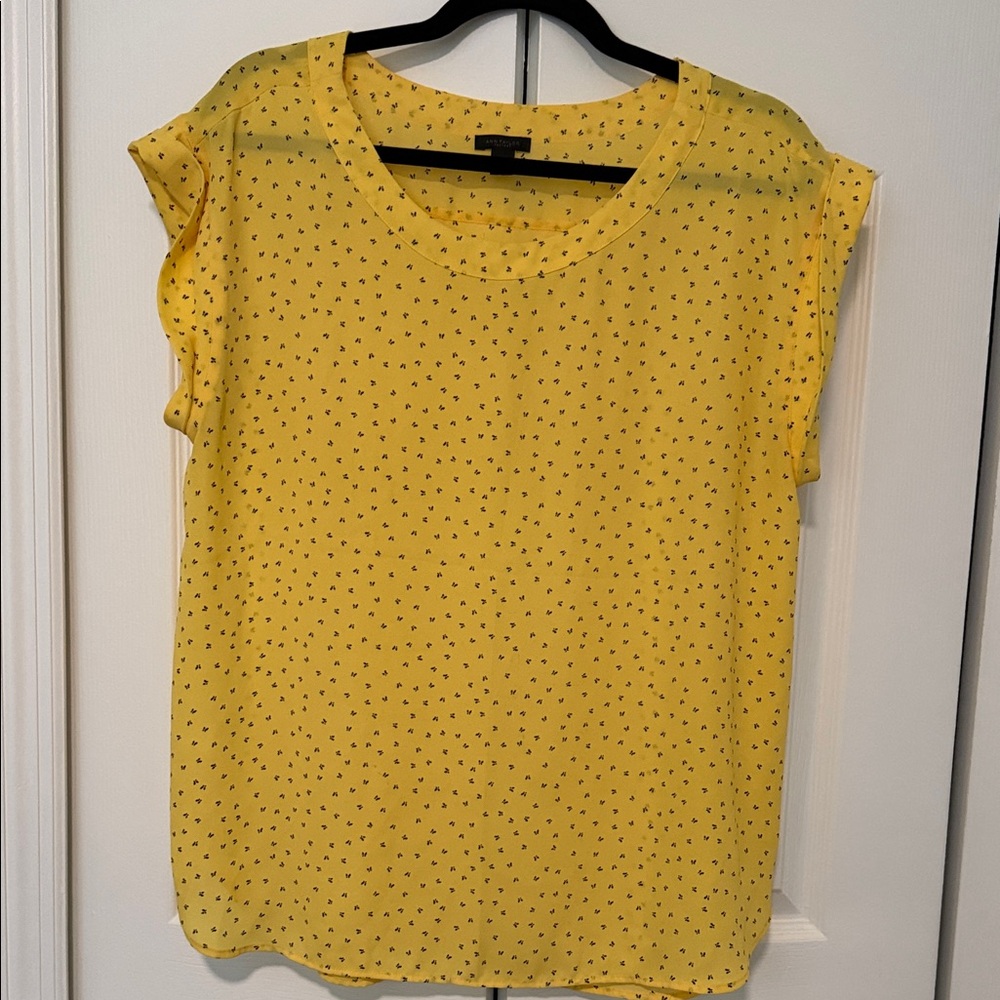 Ann Taylor Yellow Short Sleeve Printed Crewneck Blouse